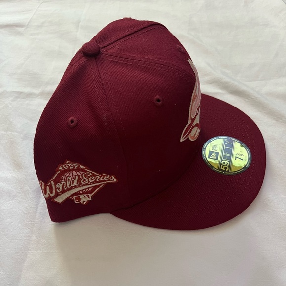 New Era Burgundy Toronto Blue Jays - Picture 2 of 2